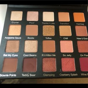 Violet Voss Holy Grail Pro Eyeshadow Palette